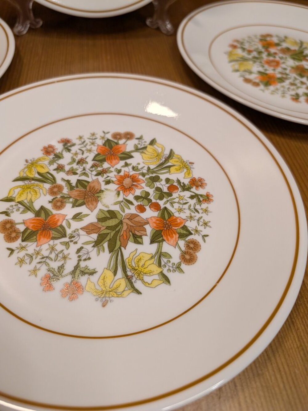 Lot of 4 Corelle INDIAN SUMMER Luncheon/Salad Plates 8 1/2 Inch 8.5" Set - VGUC - Picture 2 of 7